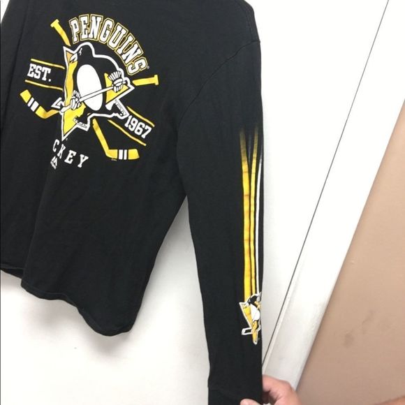 Pittsburgh Penguins Majestic Longsleeve Mens size Small - Picture 7 of 9